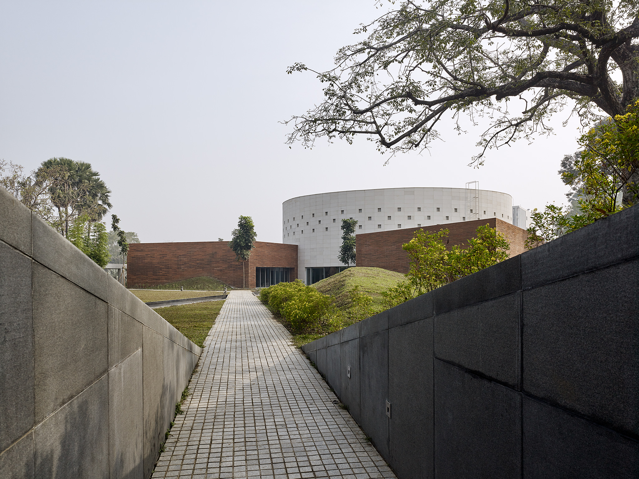 Bihar Museum / Maki and Associates + Opolis
